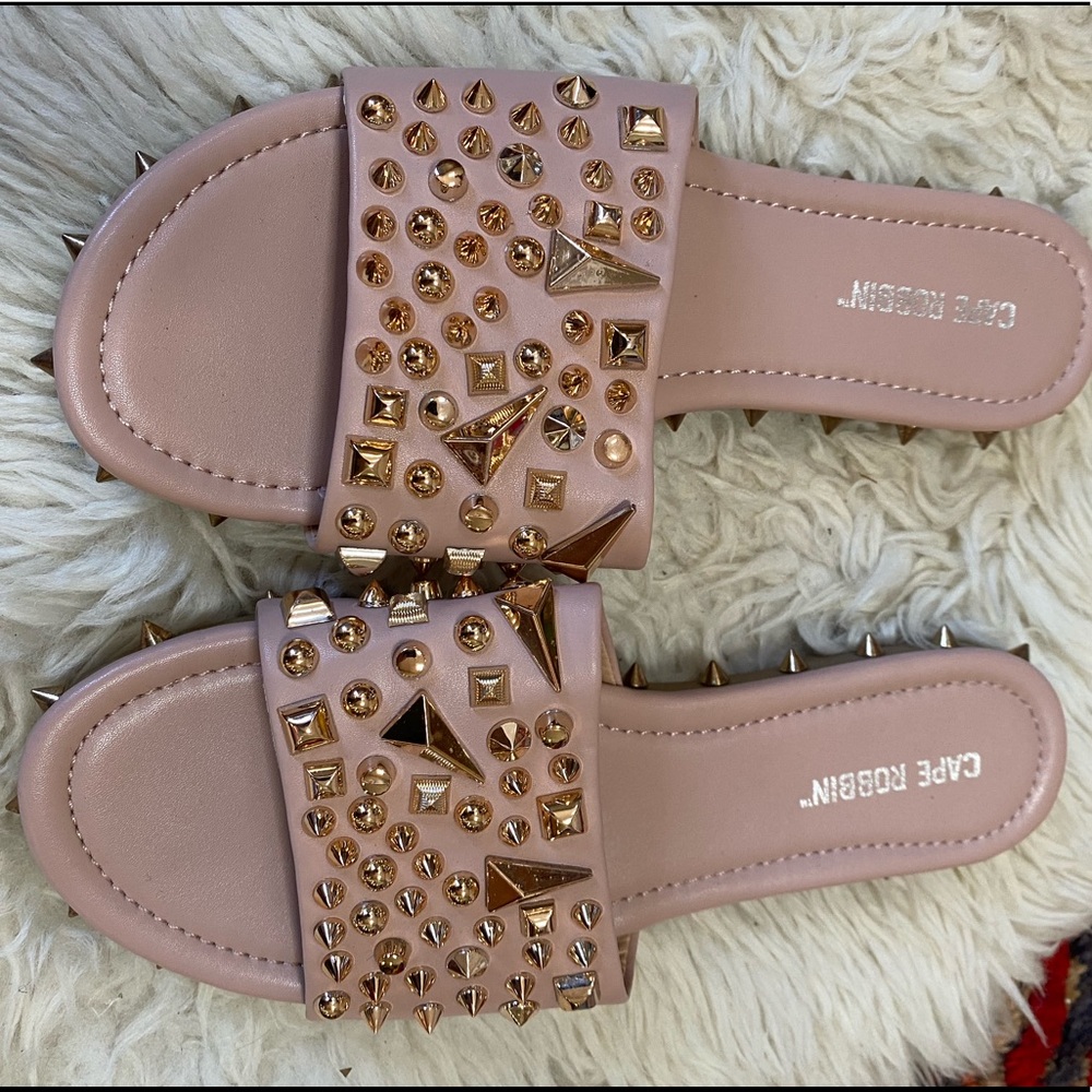 ✨Funky Slide Sandals ✨ - Picture 2 of 4